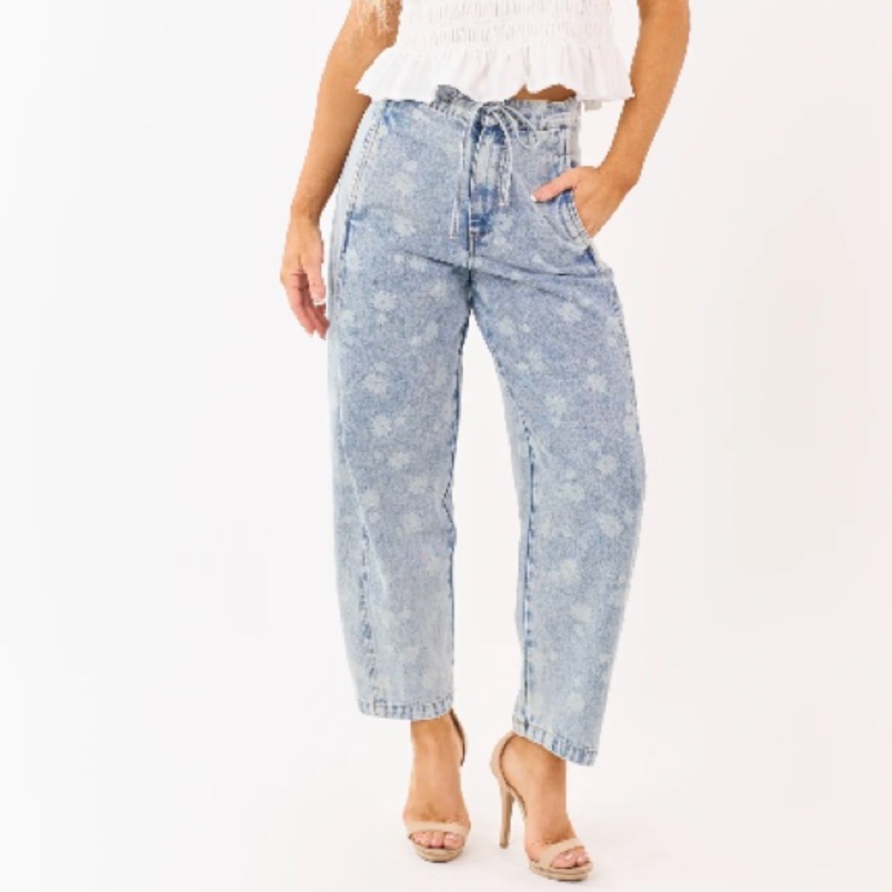 Barrel jeans